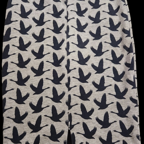 H&M Gray & Navy Geese Print Pencil Skirt - Picture 3 of 4